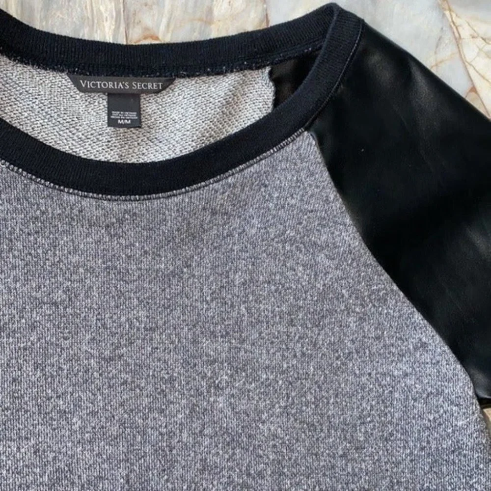 Victoria’s Secret Gray/Faux Leather Sweatshirt Short Medium - Picture 8 of 10